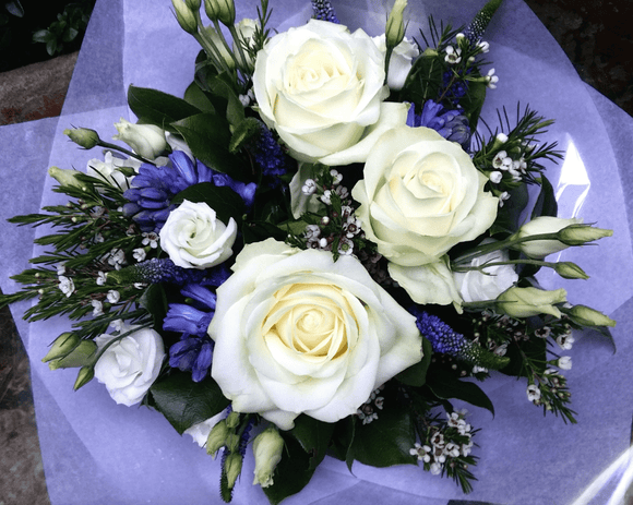 White And Blue - HTM407 - Yeomans Flowers